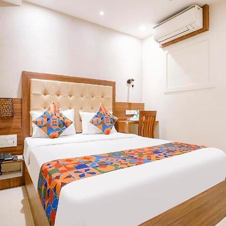 Hotel Amber Palace Dehradun Ngoại thất bức ảnh