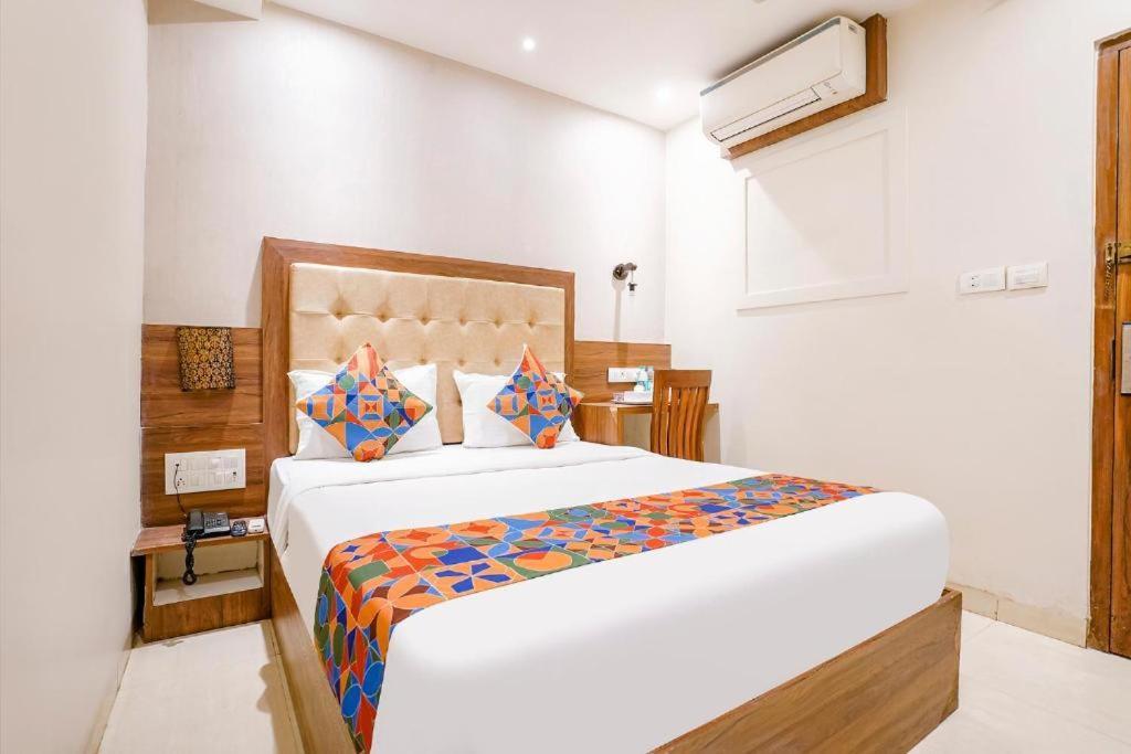 Hotel Amber Palace Dehradun Ngoại thất bức ảnh